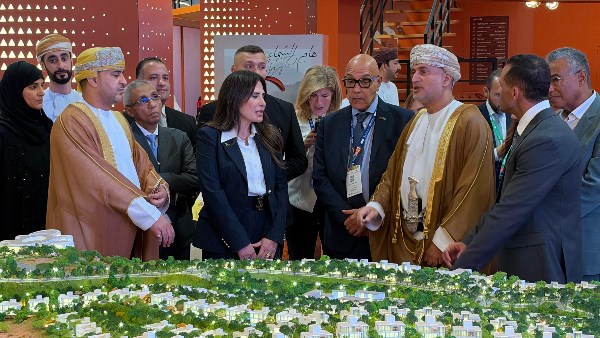 «الأهلي صبور» و«بنك ظفار» يتعاونان لتمويل المرحلة الأولى من «وادي زها» بـ10 ملايين ريال عُماني
