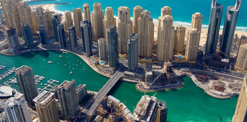 المستثمرون الجدد يضخون 348 مليار درهم في عقارات دبي خلال 2025