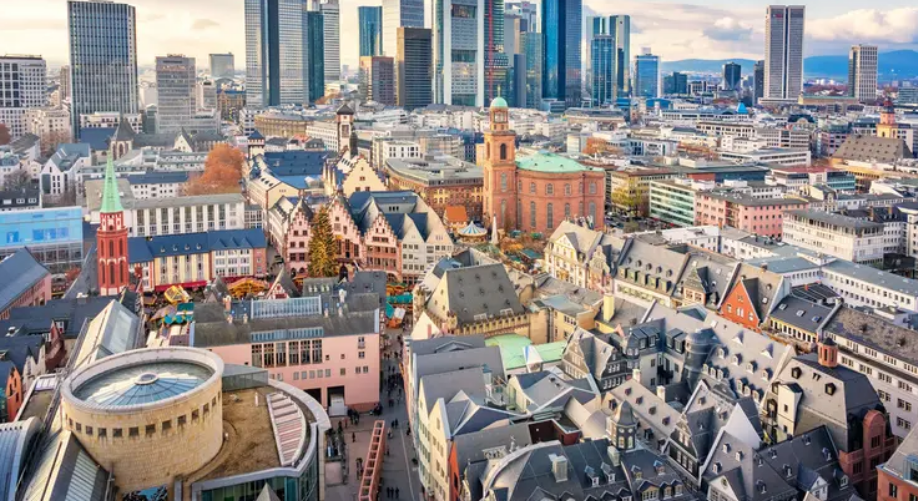 Germany's mortgage interest rises to highest level since 2009