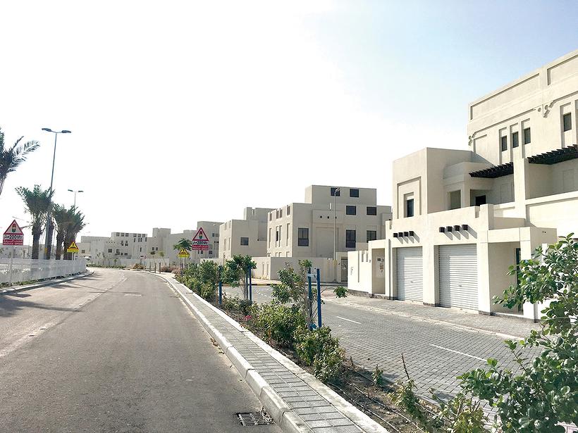 «بنك الإسكان» يوقع اتفاقية مع «البحرين الأولى» لتسويق وحدات «حي الساحل» بمدينة سلمان